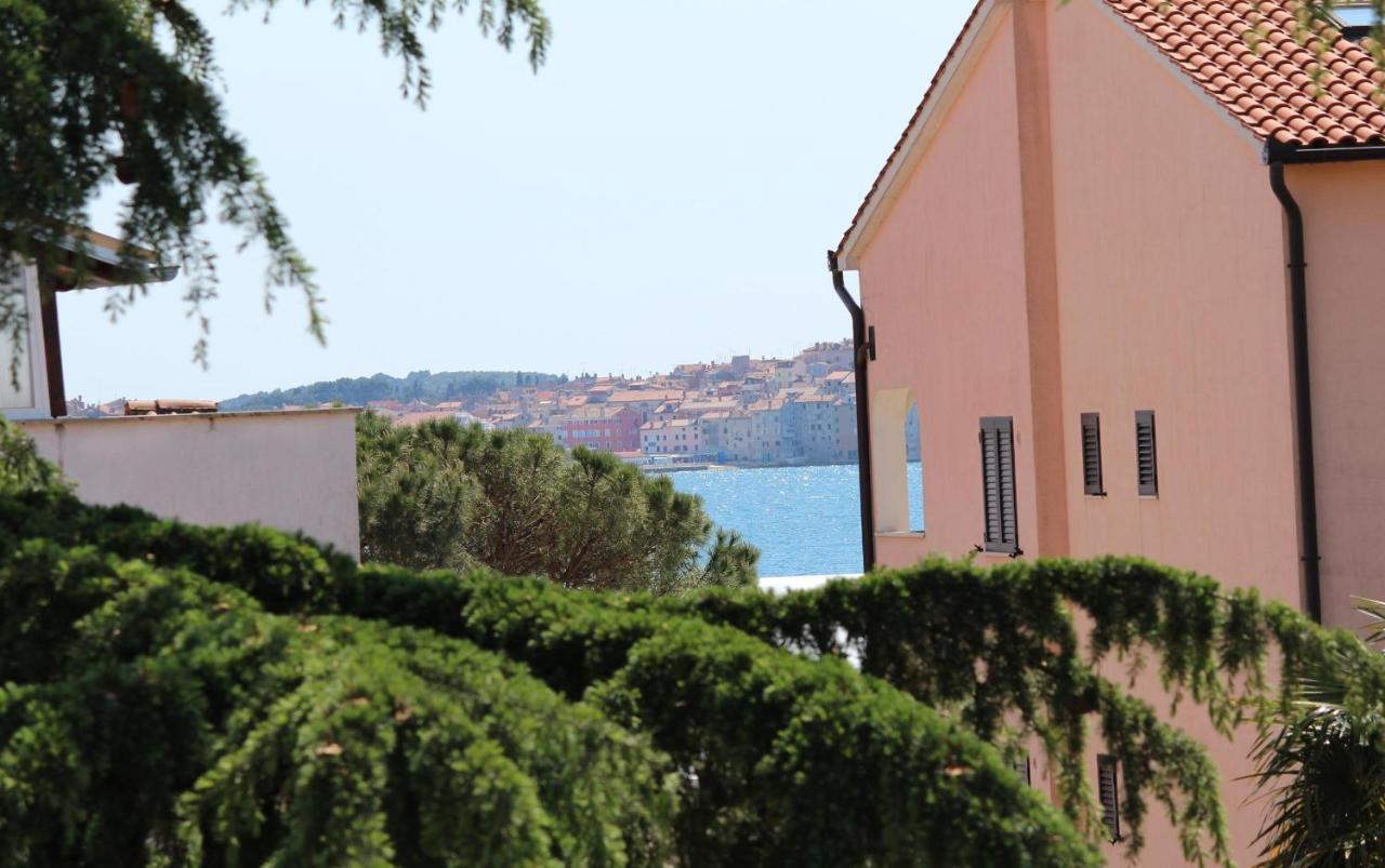 Apartment Gabriel Rovinj Bagian luar foto