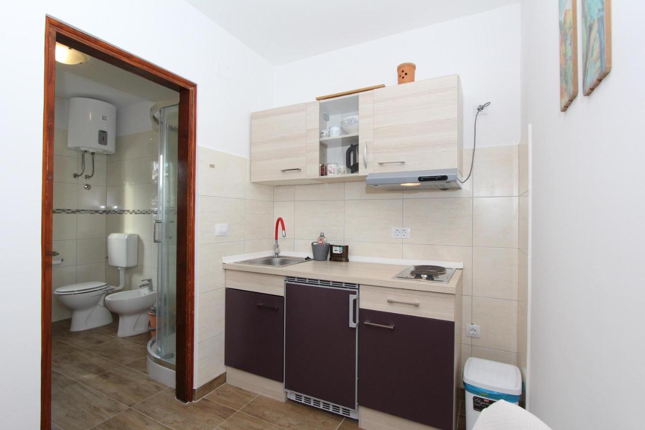 Apartment Gabriel Rovinj Bagian luar foto