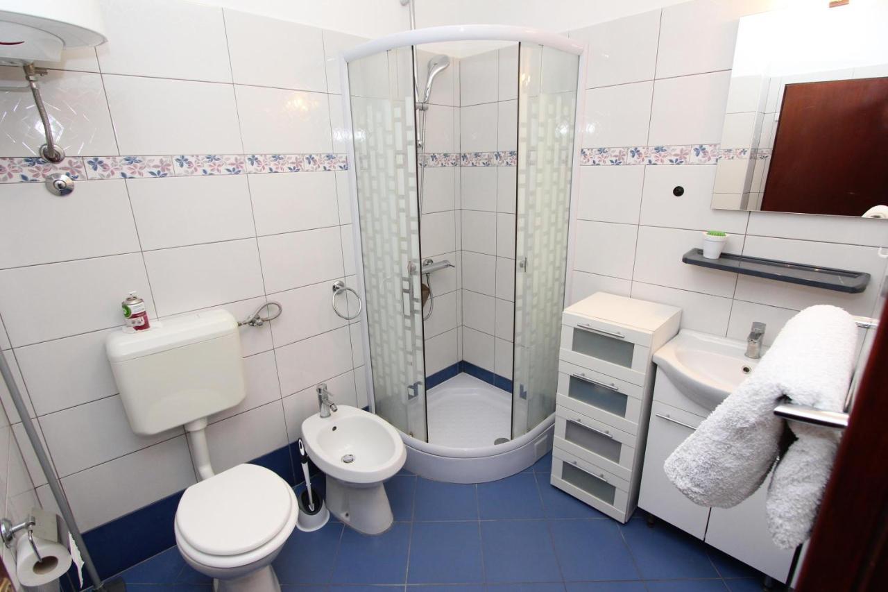 Apartment Gabriel Rovinj Bagian luar foto