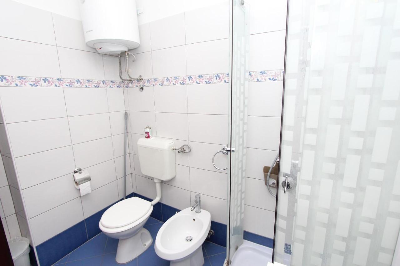 Apartment Gabriel Rovinj Bagian luar foto
