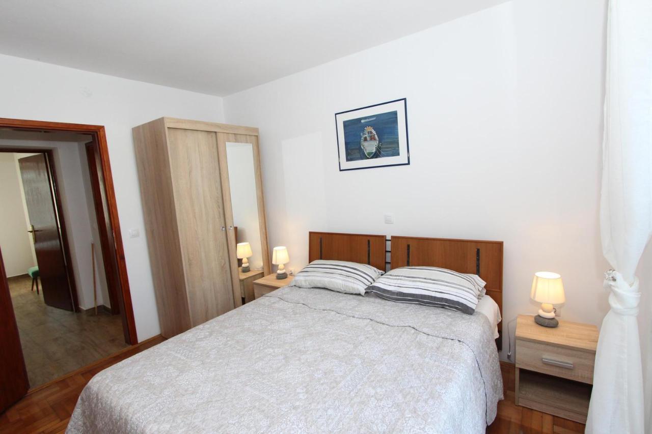 Apartment Gabriel Rovinj Bagian luar foto